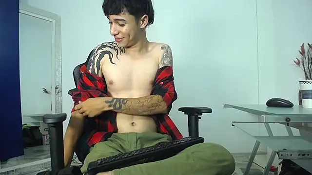 Zacktk7 online show from December 18, 11:40 pm