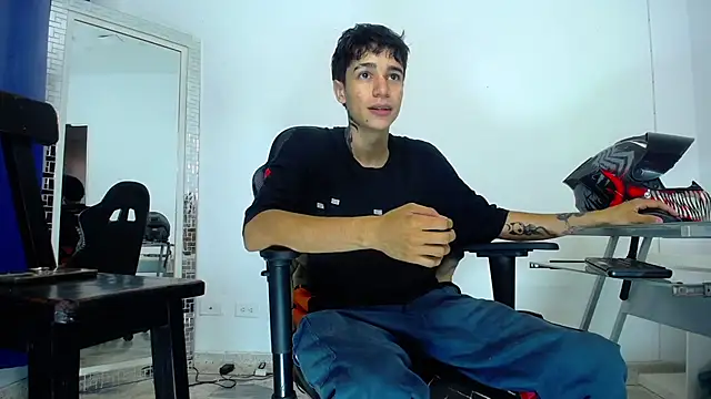 Zacktk7 online show from January 8, 9:23 pm