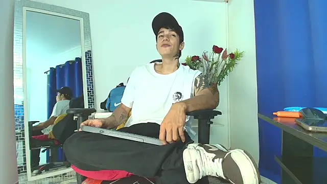 Zacktk7 online show from February 11, 8:10 pm