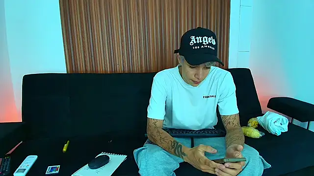 Zacktk7 online show from February 25, 7:58 pm