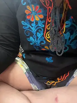 Snapshot of Sexy-Mona2 chatting on June 21, 9:34 am Sexy-Mona2 online show from June 21, 9:34 am