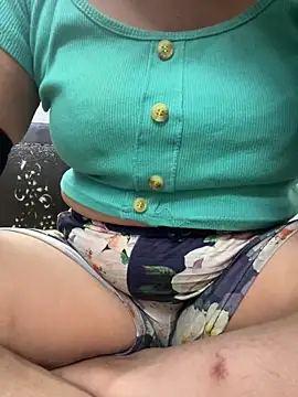 Snapshot of Sexy-Mona2 chatting on June 22, 7:38 am Sexy-Mona2 online show from June 22, 7:38 am