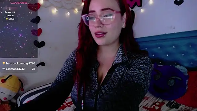 Snapshot of zarquita99 chatting on February 28, 6:43 am zarquita99 online show from February 28, 6:43 am