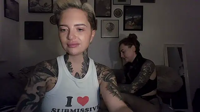 Snapshot of Alexandersonxo chatting on December 15, 8:07 am Alexandersonxo online show from December 15, 8:07 am