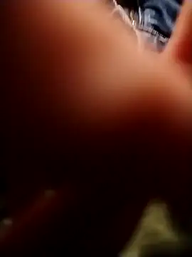 JulesG18 online show from April 24, 9:28 pm