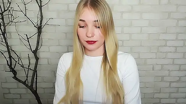 Queen ofLove online show from December 7, 6:04 pm