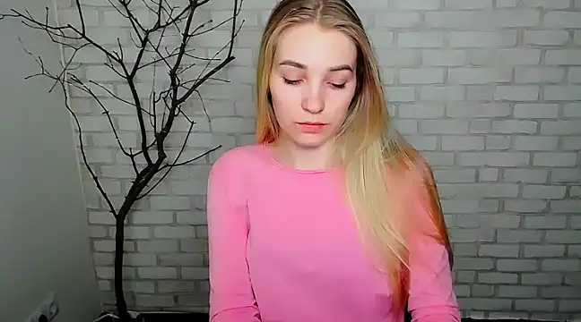 Queen ofLove online show from March 18, 5:21 pm