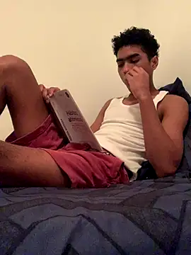 Snapshot of Ryan-hot chatting on December 4, 12:52 am Ryan-hot online show from December 4, 12:52 am