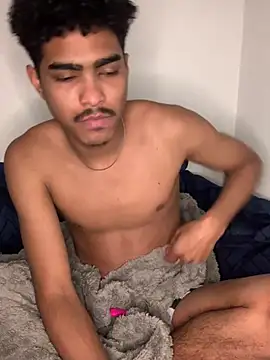 Snapshot of Ryan-hot chatting on January 16, 10:02 pm Ryan-hot online show from January 16, 10:02 pm