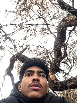 Snapshot of Ryan-hot chatting on January 20, 1:00 pm Ryan-hot online show from January 20, 1:00 pm