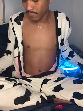 Snapshot of Ryan-hot chatting on January 26, 6:27 pm Ryan-hot online show from January 26, 6:27 pm