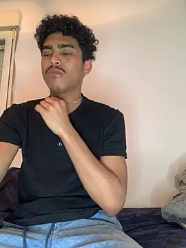 Snapshot of Ryan-hot chatting on February 2, 11:08 am Ryan-hot online show from February 2, 11:08 am