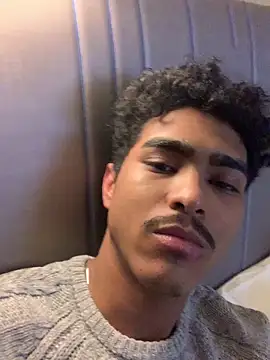 Snapshot of Ryan-hot chatting on February 3, 1:52 am Ryan-hot online show from February 3, 1:52 am