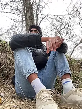 Snapshot of Ryan-hot chatting on February 11, 12:27 pm Ryan-hot online show from February 11, 12:27 pm