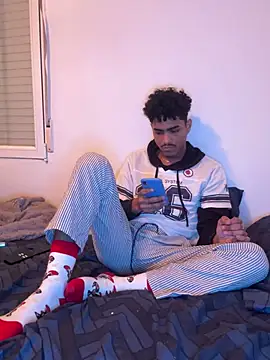 Ryan-hot online show from February 24, 1:57 am