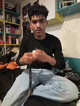 Snapshot of Ryan-hot chatting on March 1, 5:31 am Ryan-hot online show from March 1, 5:31 am