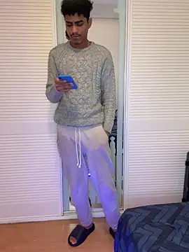 Snapshot of Ryan-hot chatting on March 4, 3:04 pm Ryan-hot online show from March 4, 3:04 pm