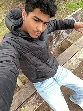 Snapshot of Ryan-hot chatting on March 13, 10:36 am Ryan-hot online show from March 13, 10:36 am