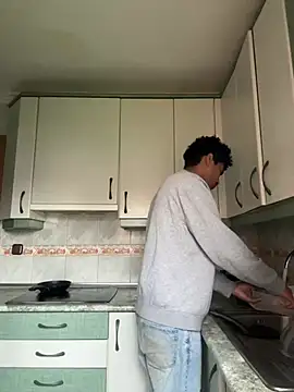 Snapshot of Ryan-hot chatting on March 17, 2:56 pm Ryan-hot online show from March 17, 2:56 pm