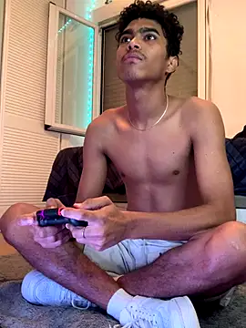 Snapshot of Ryan-hot chatting on October 24, 6:04 pm Ryan-hot online show from October 24, 6:04 pm