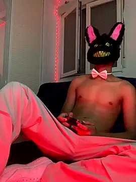 Snapshot of Ryan-hot chatting on November 1, 9:39 pm Ryan-hot online show from November 1, 9:39 pm