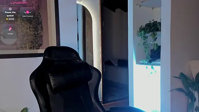 CherryyBrrr1 online show from December 4, 2:10 am