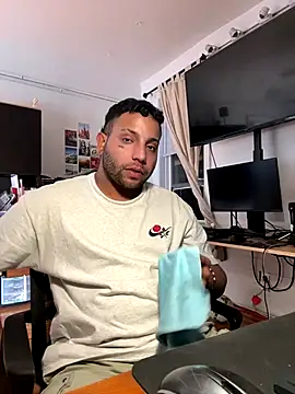 Snapshot of TacosSenpai chatting on September 9, 5:40 am TacosSenpai online show from September 9, 5:40 am