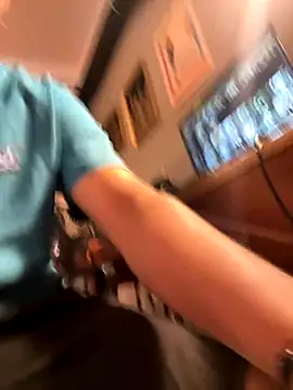 Snapshot of TacosSenpai chatting on September 11, 3:28 am TacosSenpai online show from September 11, 3:28 am