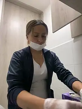 Keittly  online show from March 8, 5:33 pm