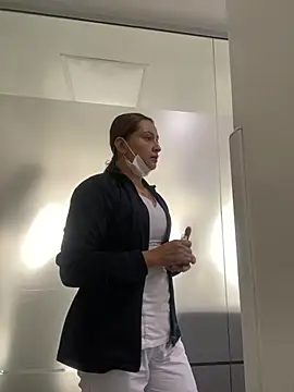 Keittly  online show from March 18, 6:48 pm