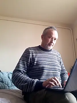 Snapshot of GayPourToi chatting on March 2, 10:45 am GayPourToi online show from March 2, 10:45 am