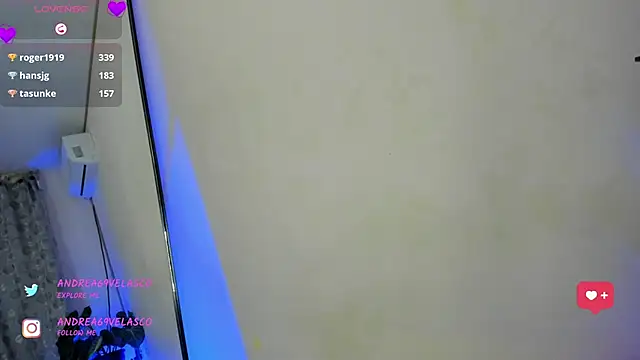 Snapshot of AndreaVelasco chatting on January 30, 2:27 am AndreaVelasco online show from January 30, 2:27 am