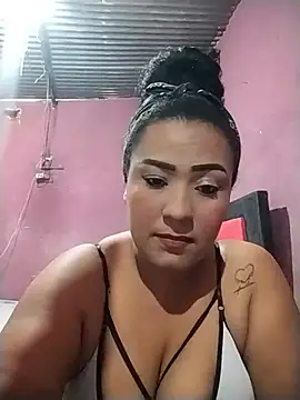 Snapshot of Milena1024 chatting on June 8, 9:26 pm Milena1024 online show from June 8, 9:26 pm