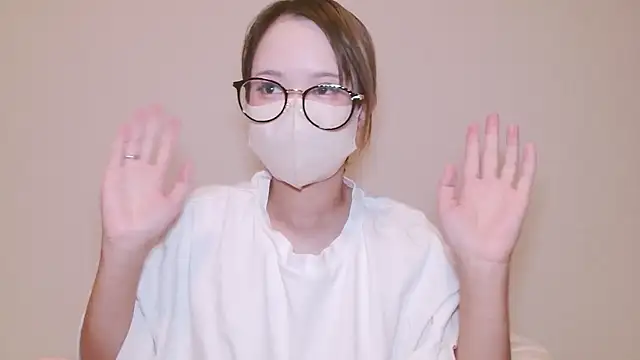  hina chan  online show from June 7, 1:59 pm