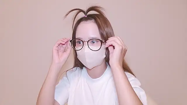  hina chan  online show from July 5, 2:02 pm