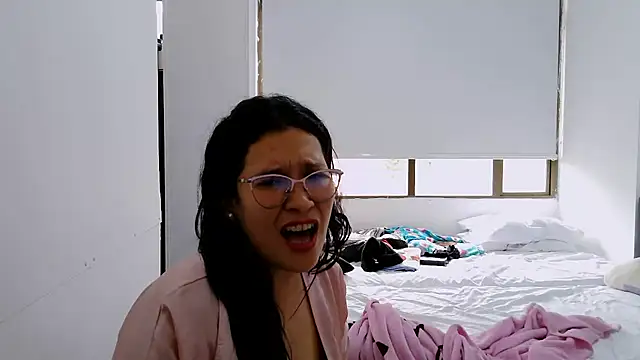 luxandracon23 online show from September 15, 7:58 pm