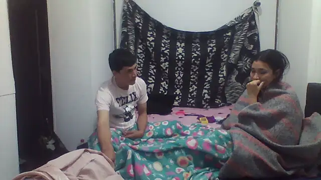 luxandracon23 online show from November 1, 7:10 am