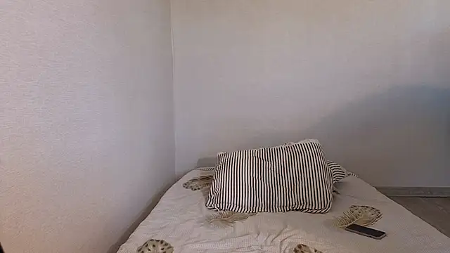 Aria Blisss online show from June 12, 1:15 am