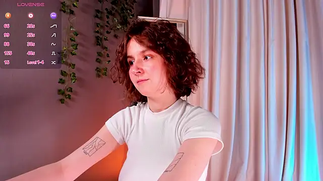 Snapshot of mind_game chatting on January 31, 8:54 am mind game online show from January 31, 8:54 am