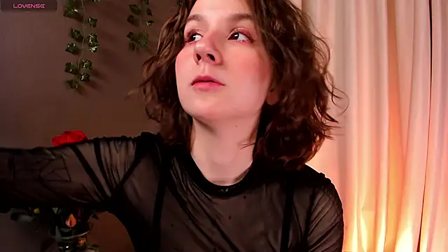 Snapshot of mind_game chatting on March 22, 8:40 am mind game online show from March 22, 8:40 am