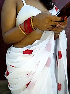 Snapshot of deslisexpriya chatting on March 9, 5:33 am deslisexpriya online show from March 9, 5:33 am