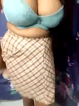 Snapshot of Thinaya chatting on February 17, 7:37 am Thinaya online show from February 17, 7:37 am