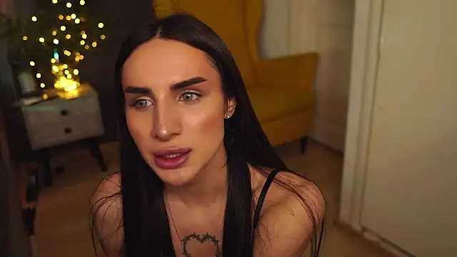 Snapshot of Kim_Oberlin_ chatting on December 22, 4:48 pm Kim Oberlin online show from December 22, 4:48 pm