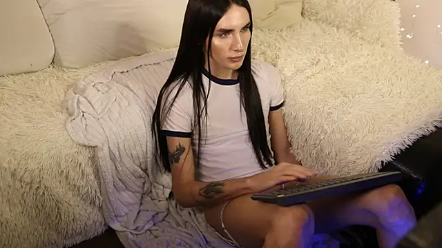 Snapshot of Kim_Oberlin_ chatting on January 8, 5:48 pm Kim Oberlin online show from January 8, 5:48 pm