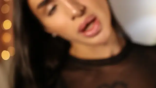 Snapshot of Kim_Oberlin_ chatting on January 29, 10:27 am Kim Oberlin online show from January 29, 10:27 am