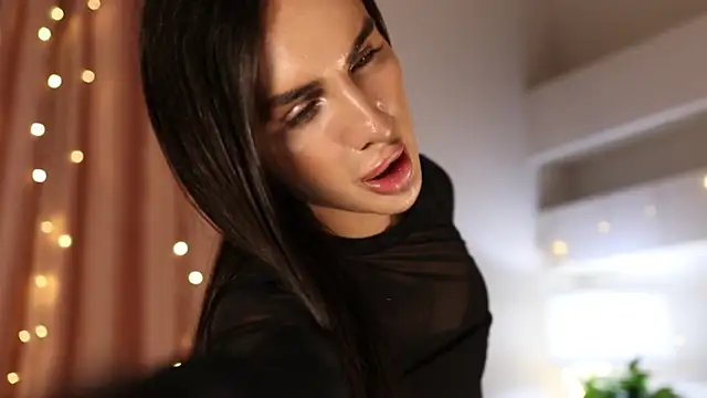 Snapshot of Kim_Oberlin_ chatting on January 29, 1:28 pm Kim Oberlin online show from January 29, 1:28 pm