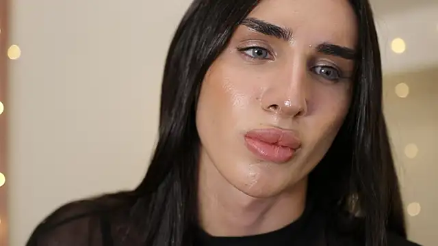 Snapshot of Kim_Oberlin_ chatting on January 31, 3:44 pm Kim Oberlin online show from January 31, 3:44 pm