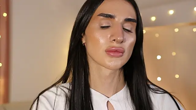 Snapshot of Kim_Oberlin_ chatting on February 7, 5:18 pm Kim Oberlin online show from February 7, 5:18 pm