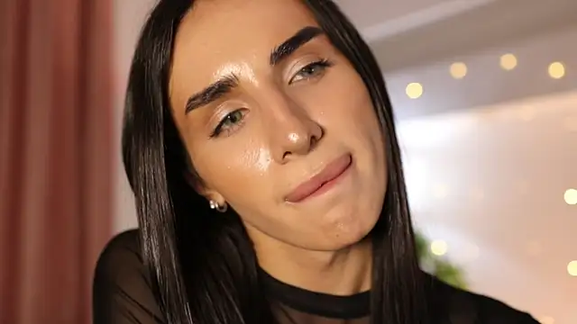 Snapshot of Kim_Oberlin_ chatting on February 12, 1:48 pm Kim Oberlin online show from February 12, 1:48 pm