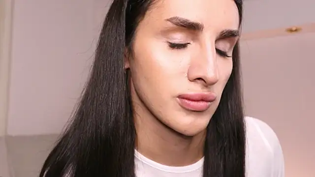 Snapshot of Kim_Oberlin_ chatting on September 16, 1:23 pm Kim Oberlin online show from September 16, 1:23 pm